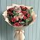 Букет цветов из: Гвоздики и Розы в Гжель