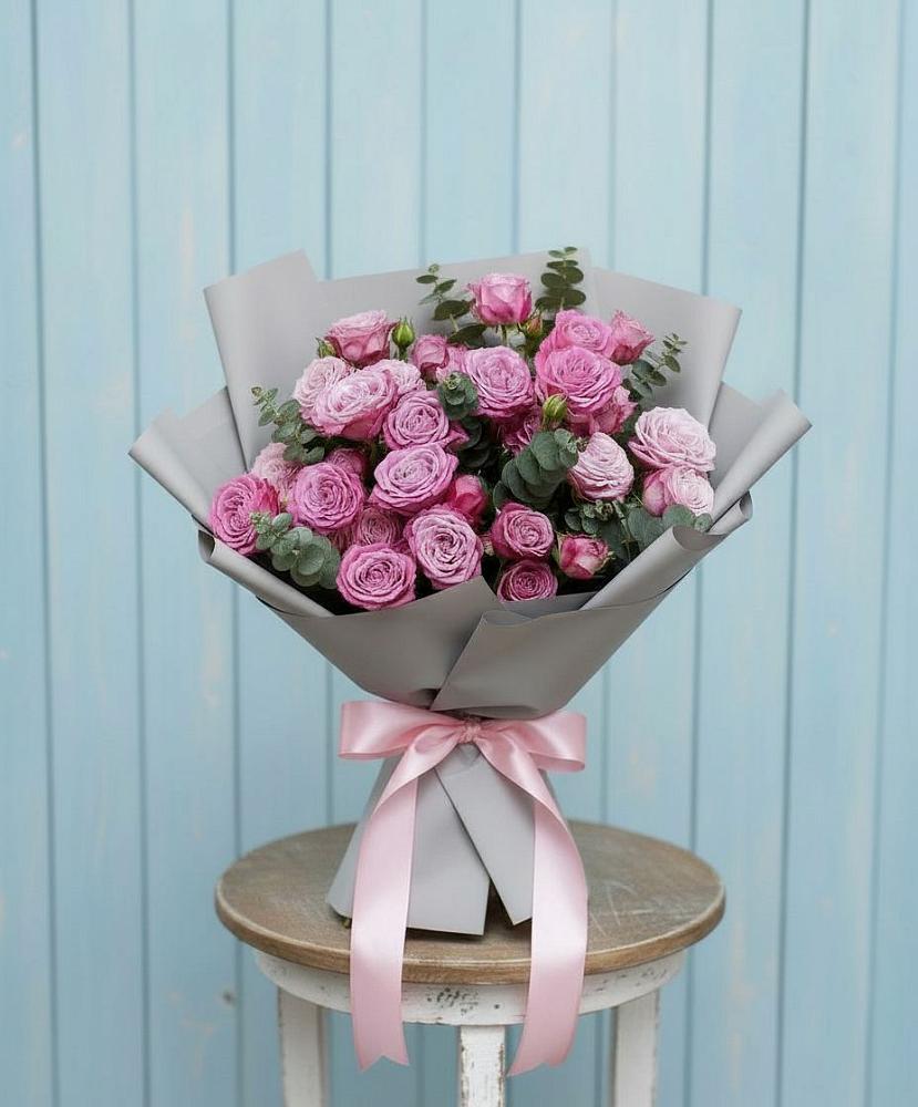 Букет цветов из: Розы в Гжель