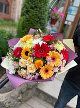Букет цветов из:  Герберы, Ромашки, Хризантемы, Розы и Подсолнухи #REPLACE_PRED# Гжель