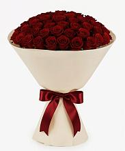 Букет 101 Бордовая роза Блэк Бакарра в Гжель