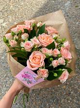 Букет цветов из:  Розы #REPLACE_PRED# Гжель
