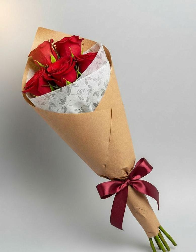 Букет цветов из: Розы в Гжель