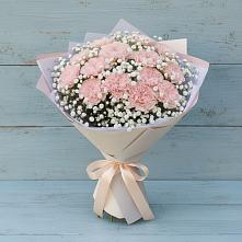 Букет цветов из:  Гвоздики в Гжель