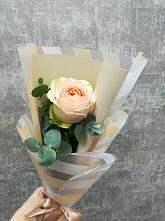 Букет цветов из:  Розы в Гжель