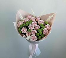 Букет цветов из:  Розы и Хризантемы в Гжель