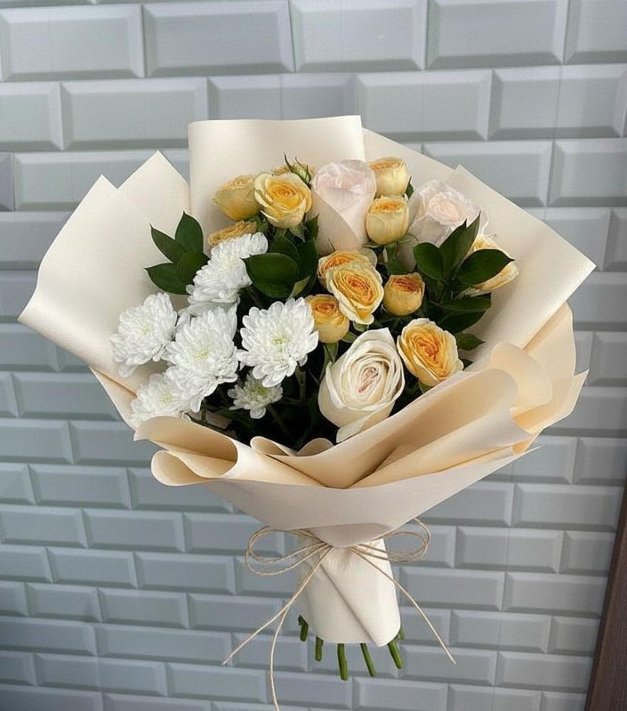 Букет цветов из: Розы и Хризантемы в Гжель