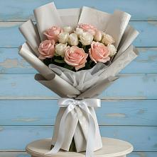Букет цветов из:  Розы в Гжель