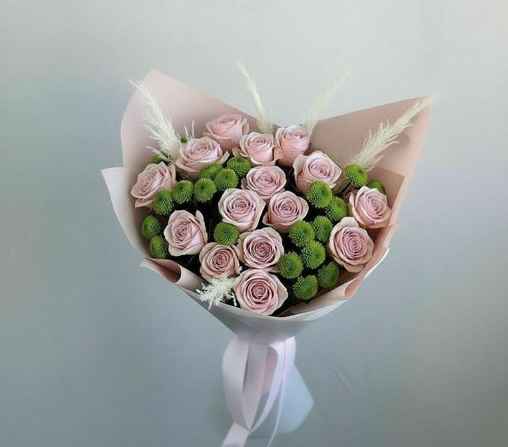 Букет цветов из: Розы и Хризантемы в Гжель