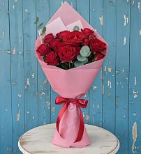 Букет цветов из:  Розы в Гжель