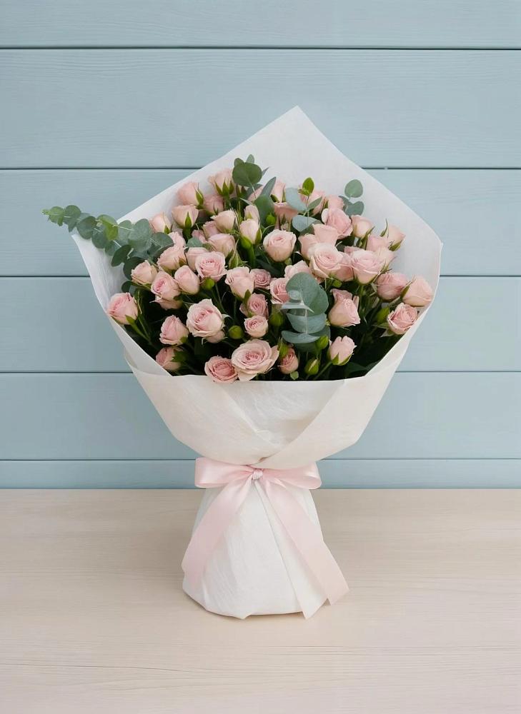 Букет цветов из: Розы в Гжель